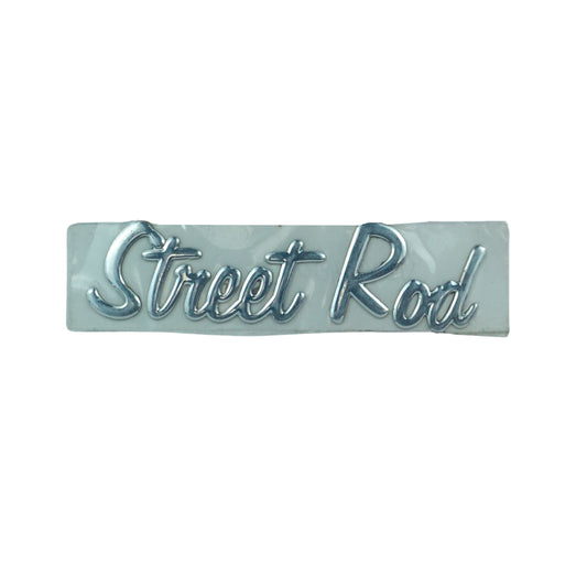 STICKER 3D "STREET ROD" PLATA EN EL GUARDABARROS DELANTERO, SCOOTER ROJO/NEGRO  STREETROD 150