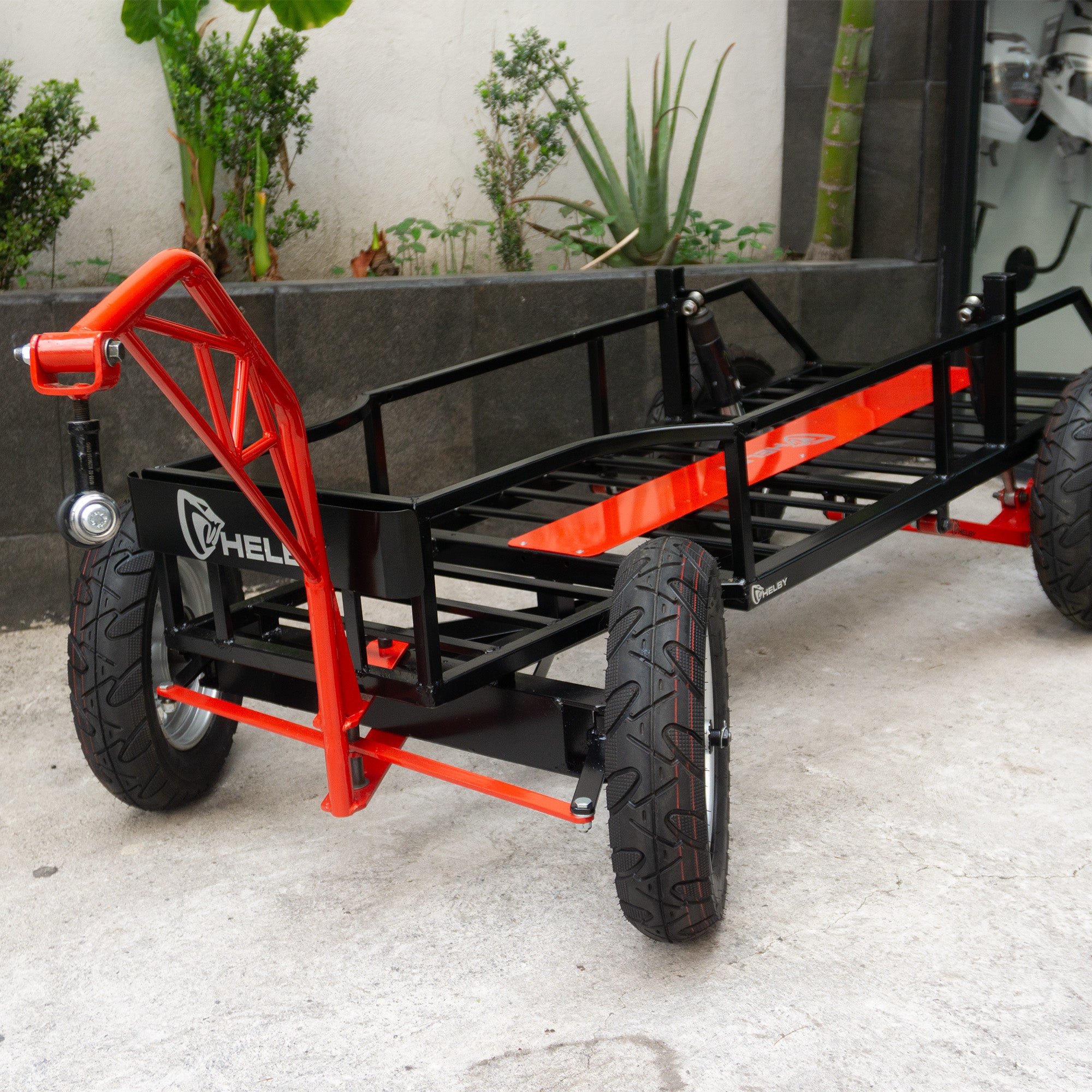 REMOLQUE 4 LLANTAS CON SUSPENSIÓN  INVERTIDA TRASERA